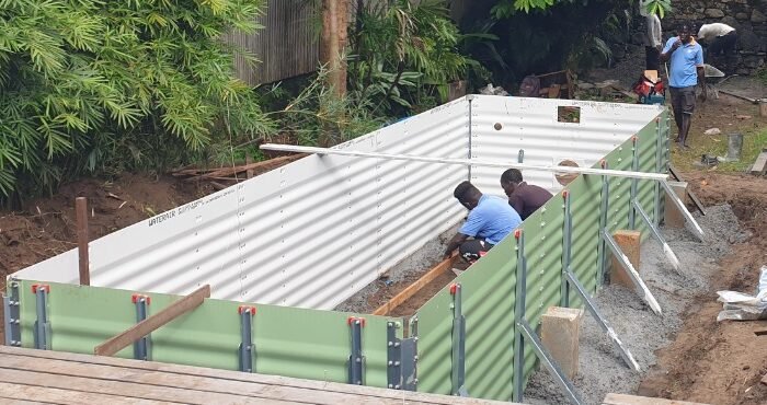 N° 1 Travaux d’implantation de la piscine